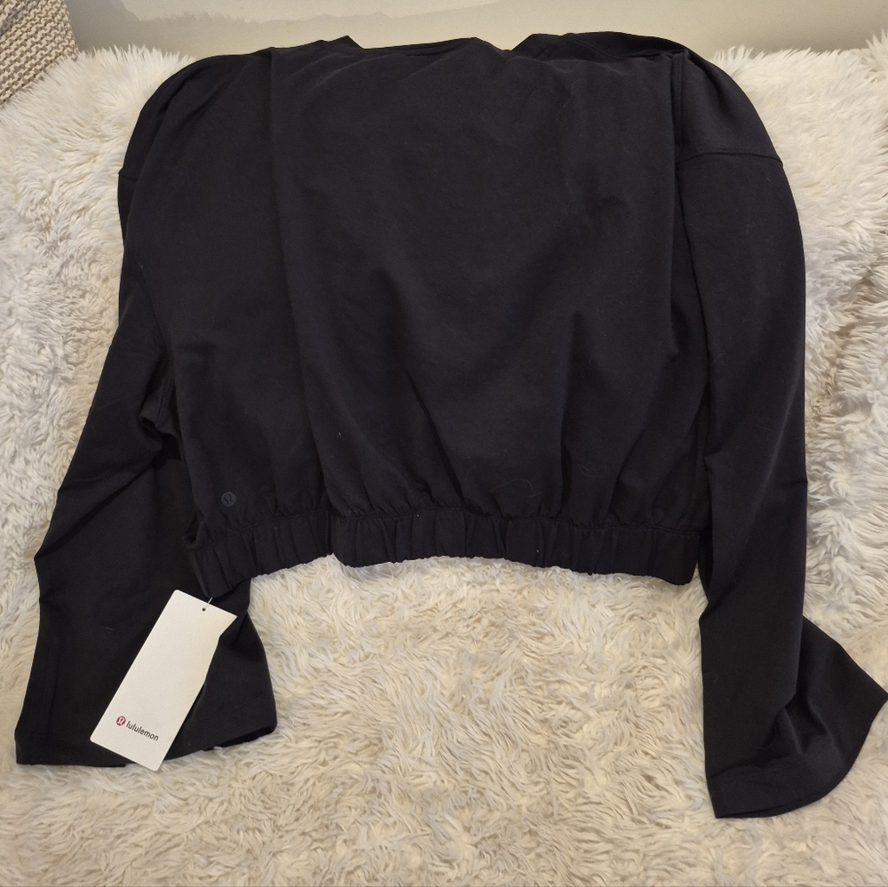 Lululemon Soft Jersey Relaxed Top - Picture 3 of 9